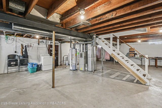 3630 Brighton Drive, Lansing, MI 48911