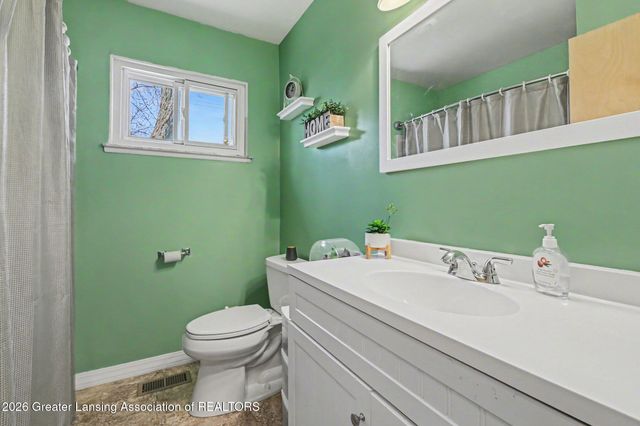 3630 Brighton Drive, Lansing, MI 48911