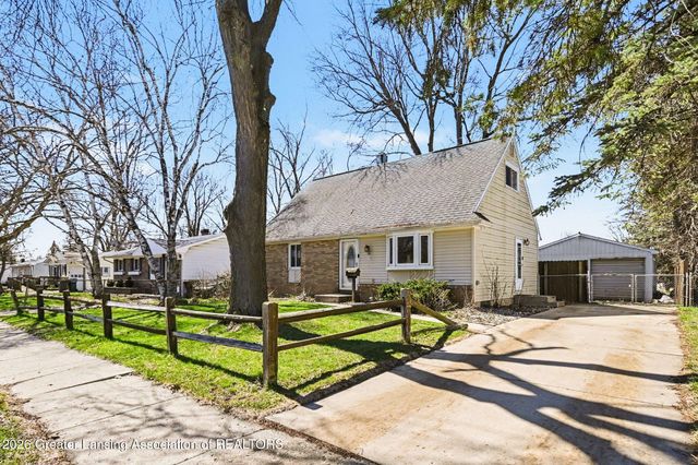 3630 Brighton Drive, Lansing, MI 48911