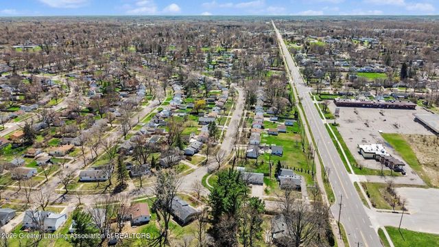 3630 Brighton Drive, Lansing, MI 48911