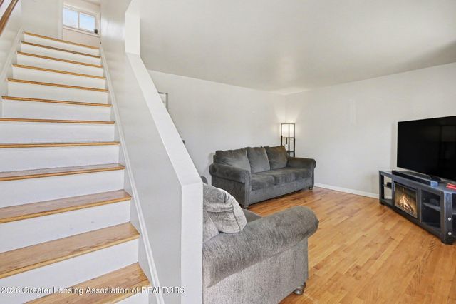3630 Brighton Drive, Lansing, MI 48911