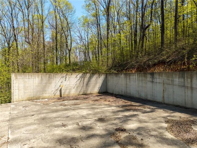 245 Smokerise Court, Ellijay, GA 30536