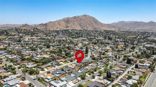 11822 Kingston, Grand Terrace, CA 92313