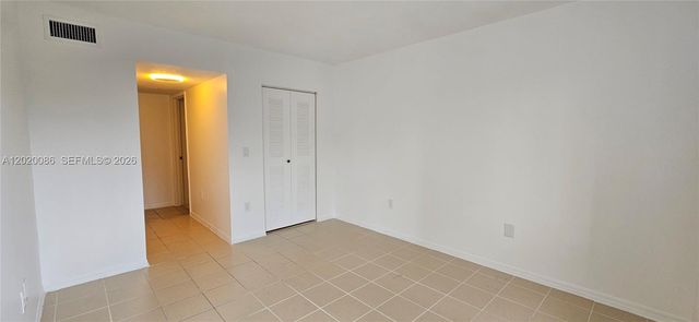 3830 Lyons Rd 301-3, Coconut Creek, FL 33073