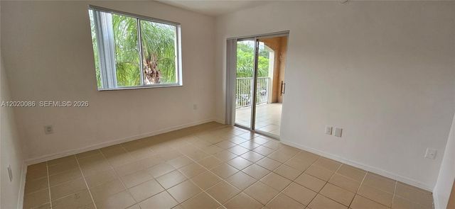 3830 Lyons Rd 301-3, Coconut Creek, FL 33073