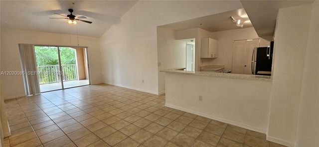 3830 Lyons Rd 301-3, Coconut Creek, FL 33073