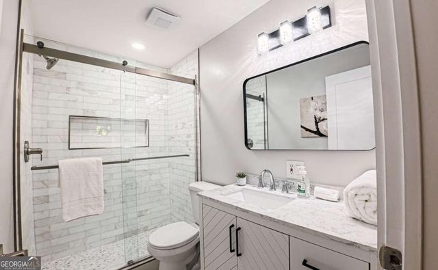 2402 Lancelot Drive, Decatur, GA 30033