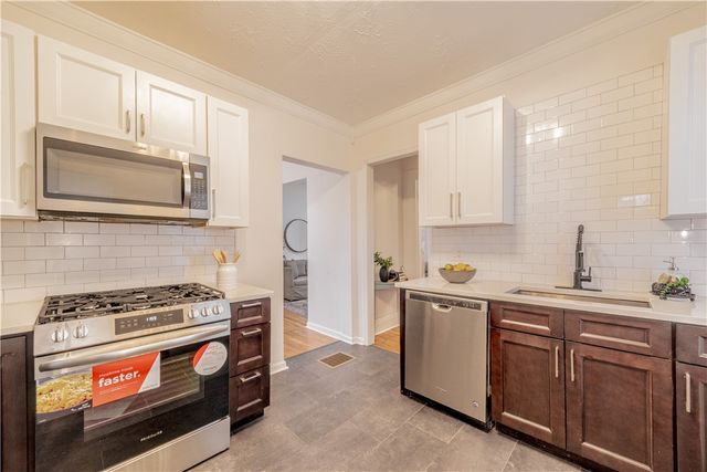 153 Barton Street, Rochester, NY 14611