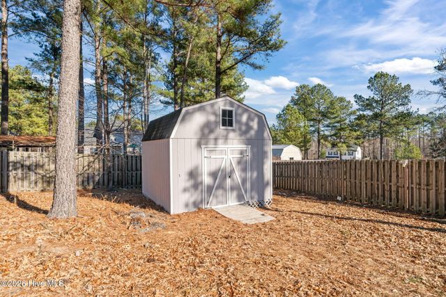 160 Almond Drive, Cameron, NC 28326