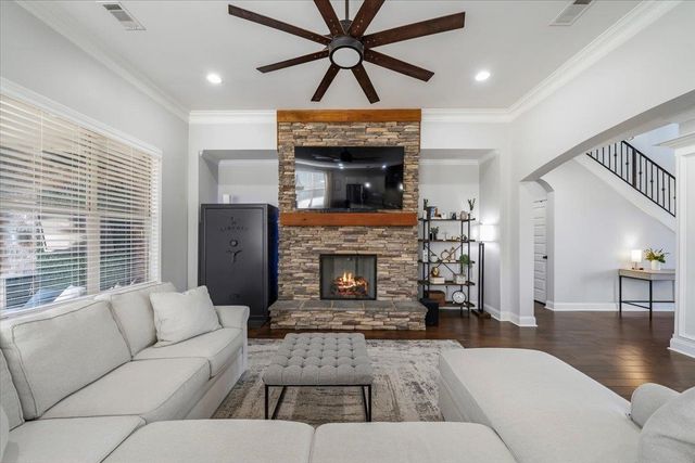 405 SAUNDERS CREEK CIR, Rossville, TN 38066