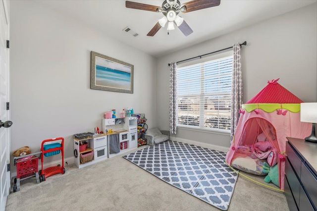 405 SAUNDERS CREEK CIR, Rossville, TN 38066