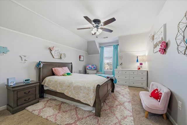 405 SAUNDERS CREEK CIR, Rossville, TN 38066