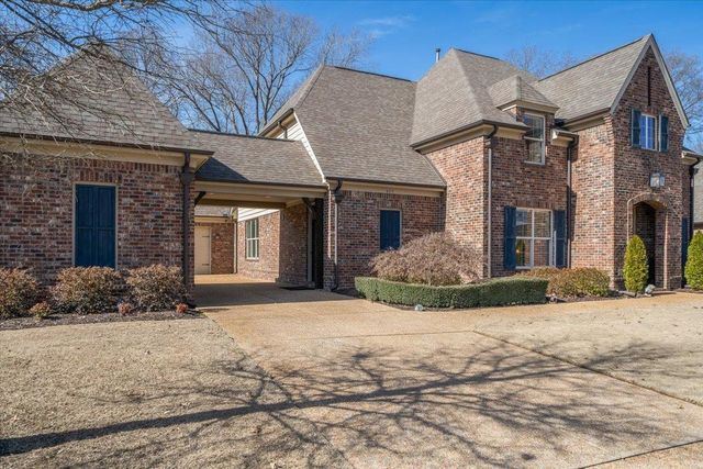 405 SAUNDERS CREEK CIR, Rossville, TN 38066