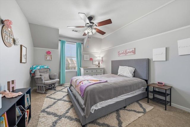 405 SAUNDERS CREEK CIR, Rossville, TN 38066