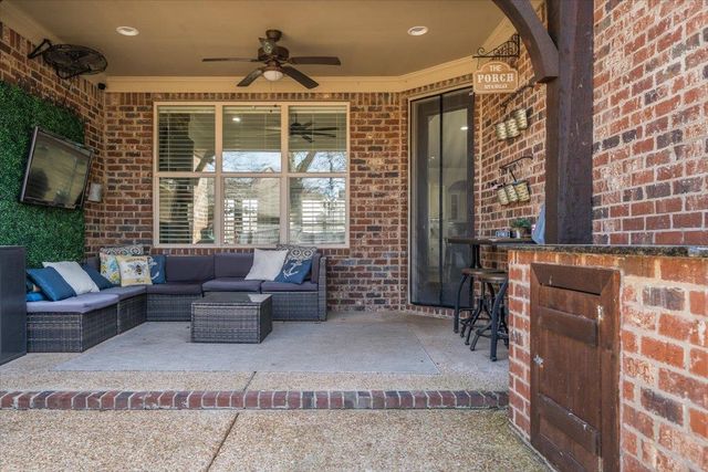 405 SAUNDERS CREEK CIR, Rossville, TN 38066