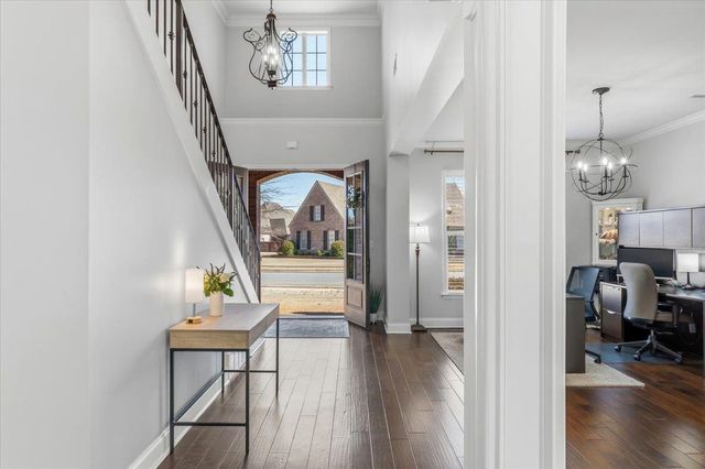 405 SAUNDERS CREEK CIR, Rossville, TN 38066