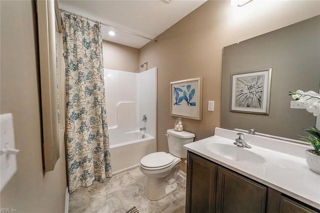 230 Mill Stream DR, Suffolk, VA 23434