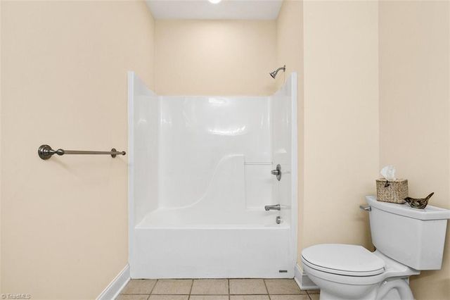 21 AnnaLisa Drive, Greensboro, NC 27455