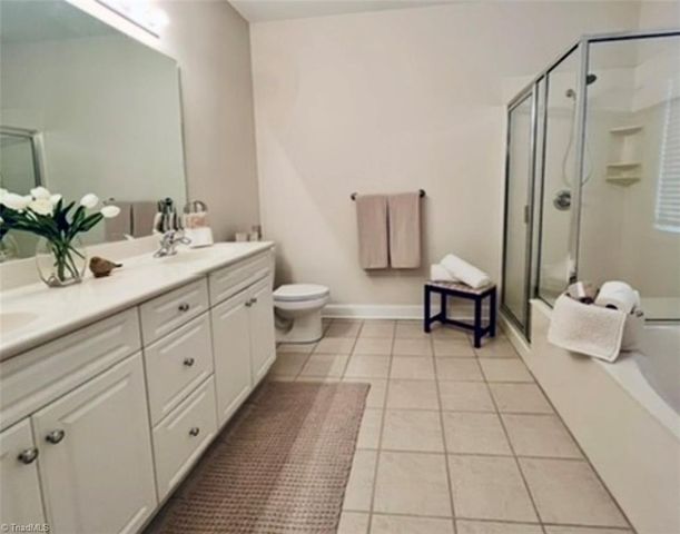 21 AnnaLisa Drive, Greensboro, NC 27455