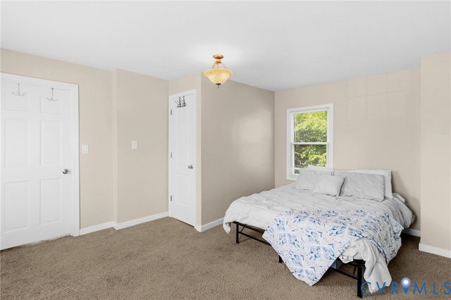 14 N Old Church St, Petersburg, VA 23803