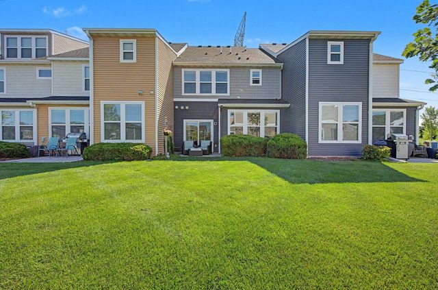 5509 Yucca Lane N, Plymouth, MN 55446