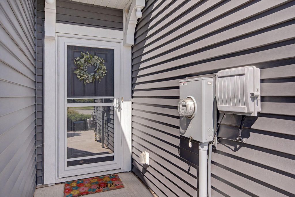 5509 Yucca Lane N, Plymouth, MN 55446 — photo 2