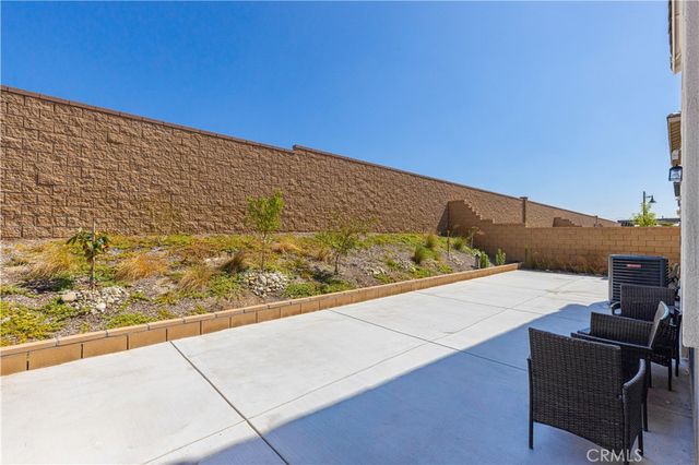 16480 Botanical Lane, Fontana, CA 92336