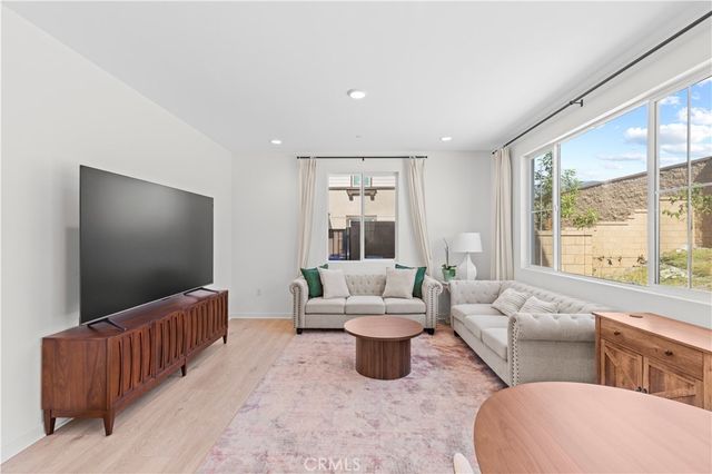 16480 Botanical Lane, Fontana, CA 92336