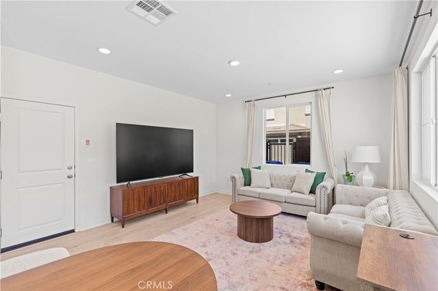 16480 Botanical Lane, Fontana, CA 92336