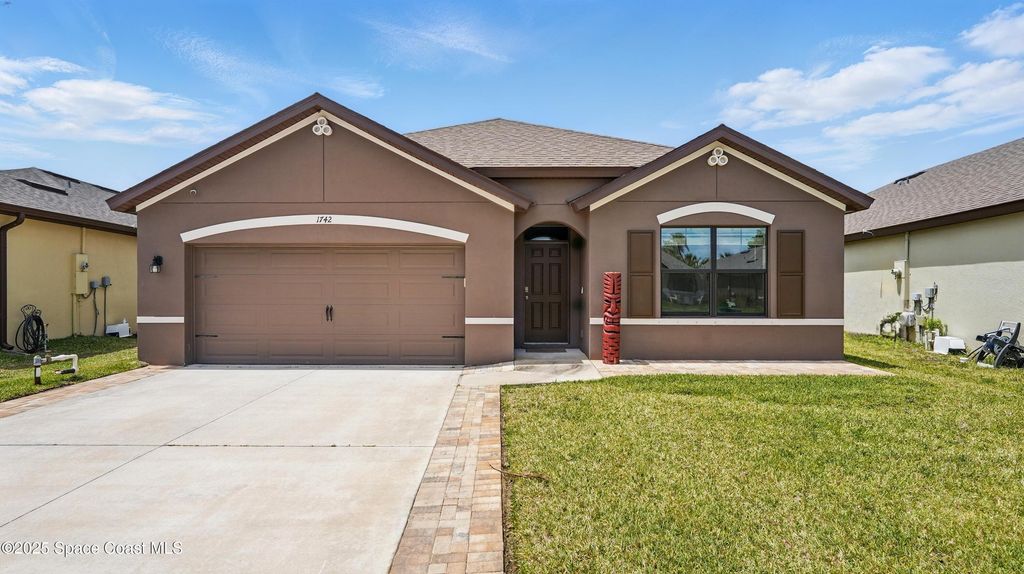 1742 Saxton Road, Cocoa, FL 32926