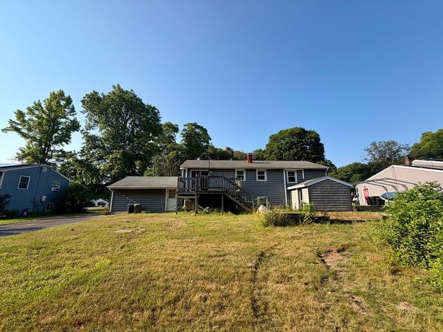 7 Keith Dr, Westport, MA 02790