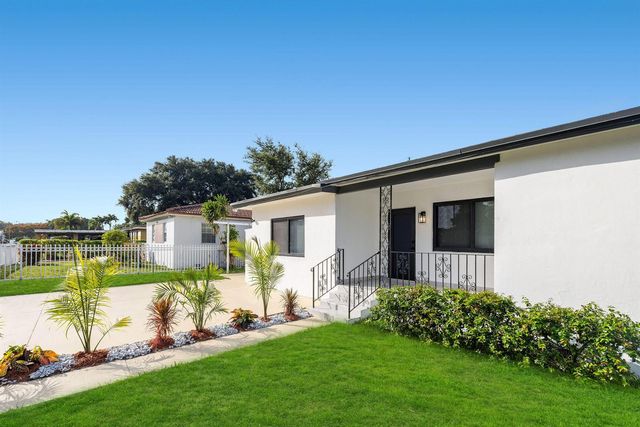 9001 NW 32nd Ct Road, Miami, FL 33147