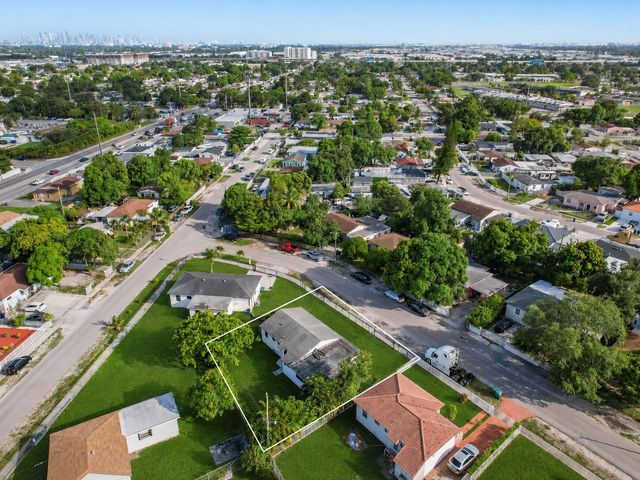 9001 NW 32nd Ct Road, Miami, FL 33147