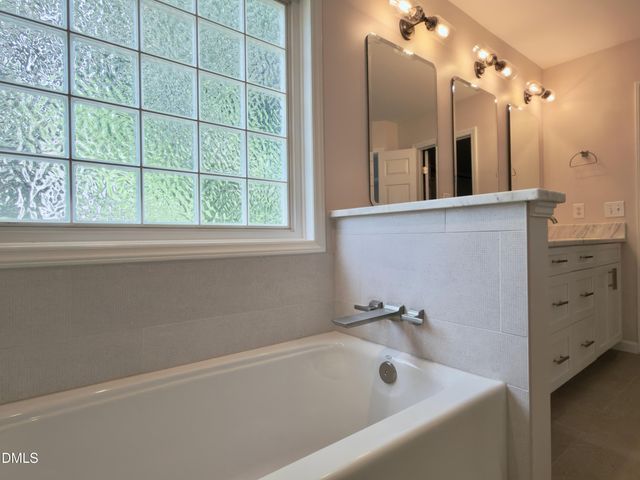 302 Sylvan Way, Chapel Hill, NC 27516