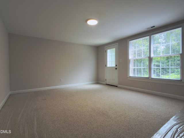 302 Sylvan Way, Chapel Hill, NC 27516