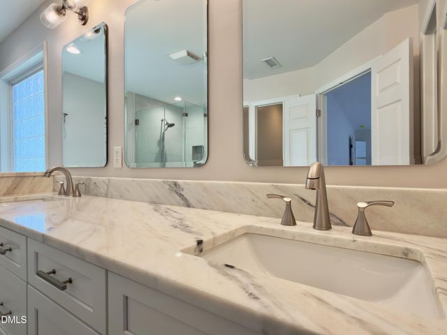 302 Sylvan Way, Chapel Hill, NC 27516