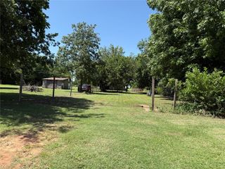 920 W Logan Avenue, Guthrie, OK 73044