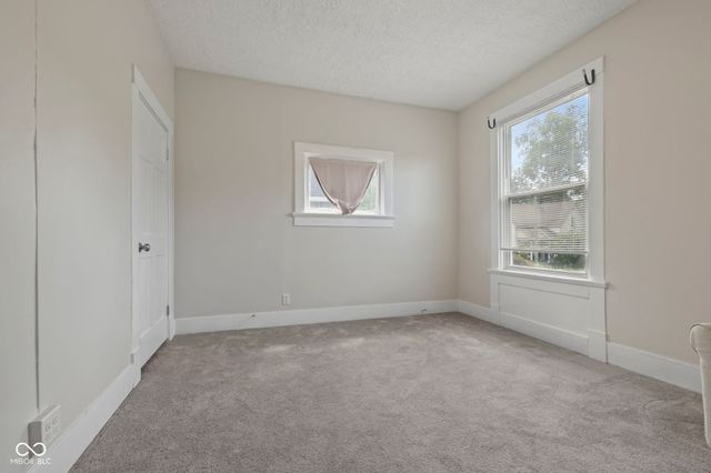 690 E Jefferson Street, Franklin, IN 46131