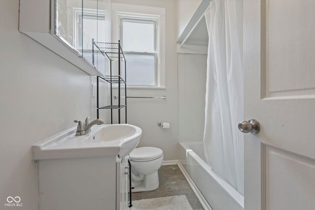 690 E Jefferson Street, Franklin, IN 46131