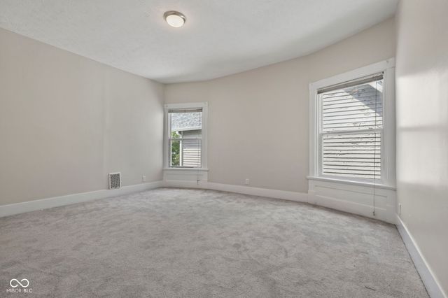 690 E Jefferson Street, Franklin, IN 46131