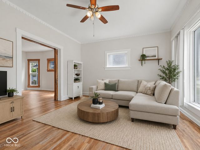 690 E Jefferson Street, Franklin, IN 46131