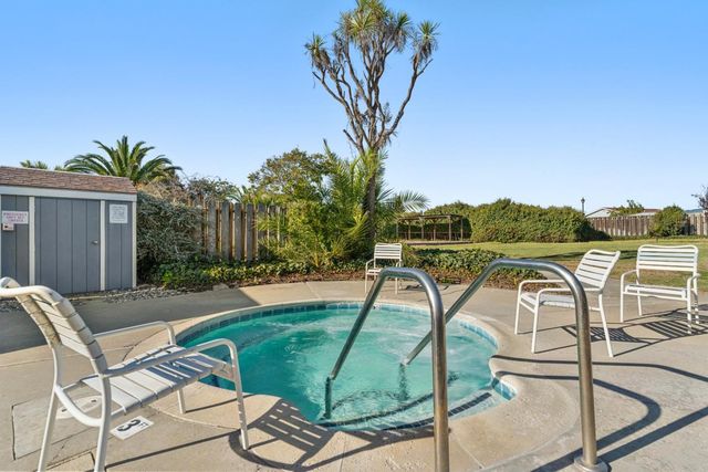 643 Peartree Drive, Watsonville, CA 95076