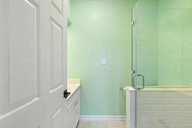 2922 Thousand Oaks DR, Austin, TX 78746