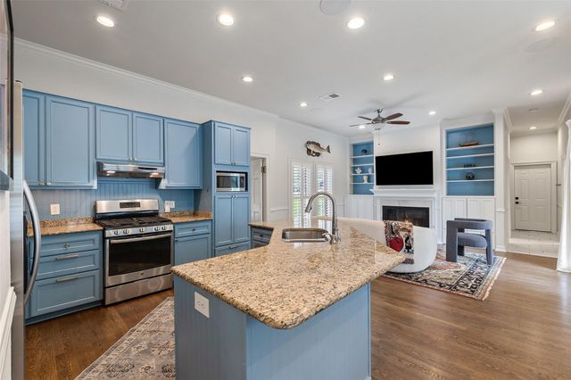 2922 Thousand Oaks DR, Austin, TX 78746