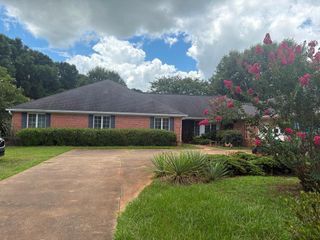 2653 Judge Logue Road, Newton, AL 36352