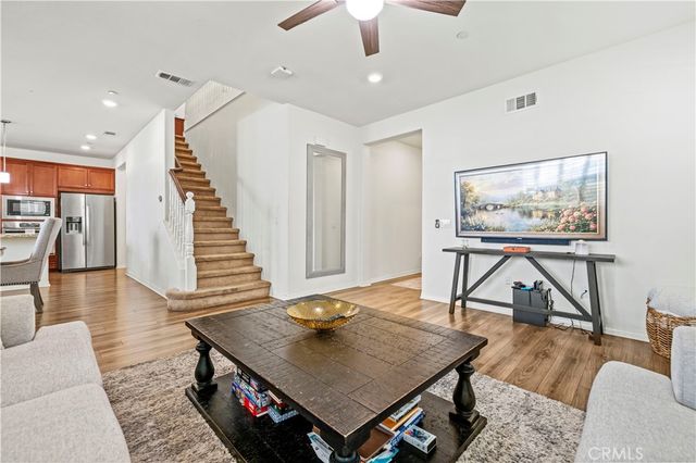 24157 Via Perla, Valencia, CA 91354