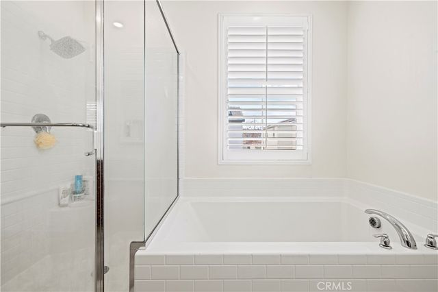 24157 Via Perla, Valencia, CA 91354