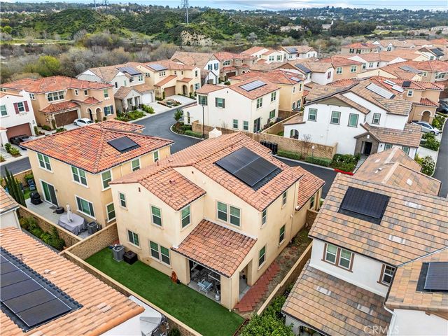 24157 Via Perla, Valencia, CA 91354