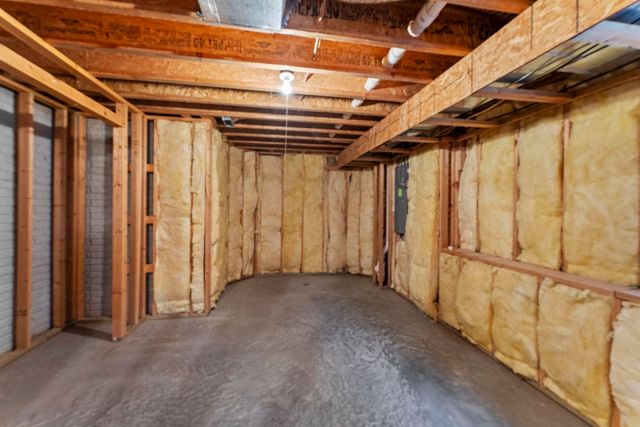 5040 55th Avenue, Bettendorf, IA 52722