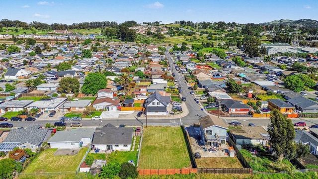 3905 Jenkins Way, San Pablo, CA 94806